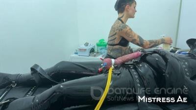 MistressAe - Electro Needles And Sounding - Full Latex CBT Session [FullHD 1920P]